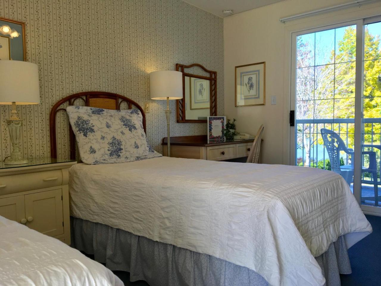 Lakeside Country Inn Savona Exterior photo
