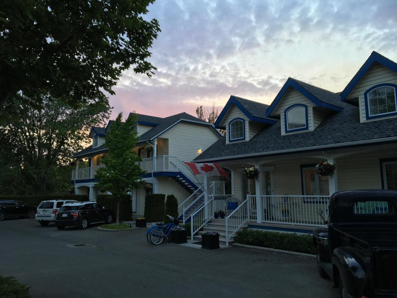 Lakeside Country Inn Savona Exterior photo