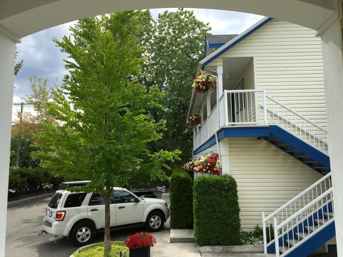 Lakeside Country Inn Savona Exterior photo