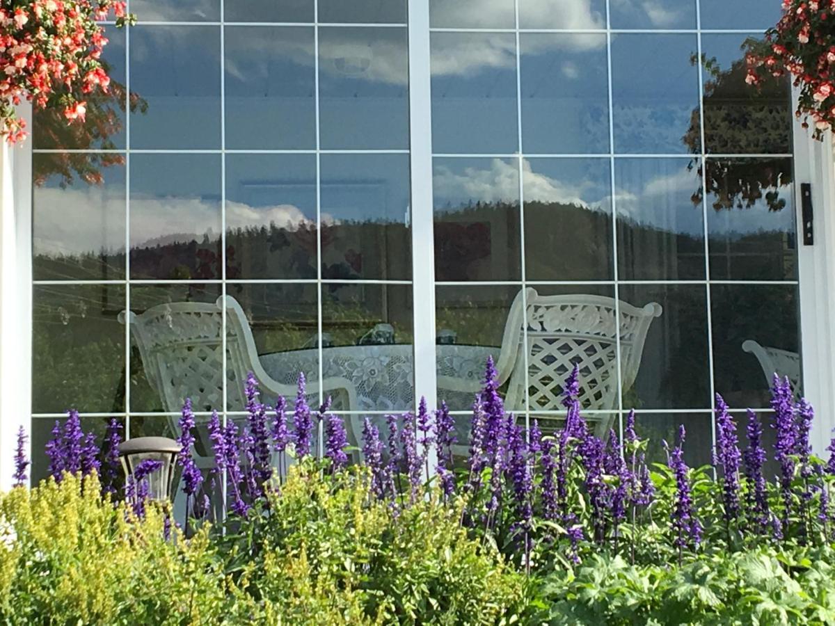 Lakeside Country Inn Savona Exterior photo